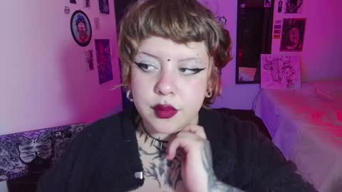 Kenzie online show from 7, 6, 2026