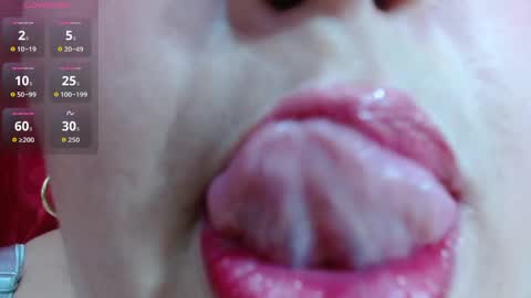 Snapshot of kerly_doll chatting on 28, 5, 2026 K E R L Y online show from 28, 5, 2026