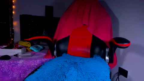 Snapshot of kerlysmith24 chatting on 18, 12, 2024 Kerlysmith24 online show from 18, 12, 2024