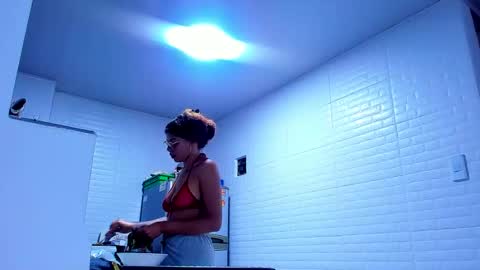 Snapshot of kerlysmith24 chatting on 8, 2, 2025 Kerlysmith24 online show from 8, 2, 2025