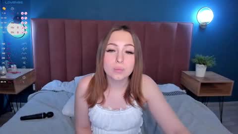 Snapshot of ketrinwhite chatting on 2, 3, 2025 KatrinaKetrin online show from 2, 3, 2025