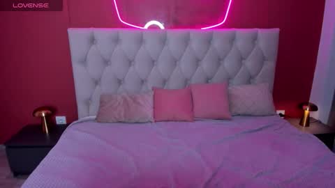 Snapshot of ketrinwhite chatting on 19, 9, 2025 KatrinaKetrin online show from 19, 9, 2025