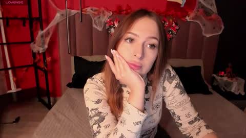 Snapshot of ketrinwhite chatting on 19, 10, 2025 KatrinaKetrin online show from 19, 10, 2025