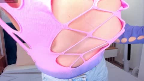 Snapshot of ketrinwhite chatting on 8, 11, 2025 KatrinaKetrin online show from 8, 11, 2025