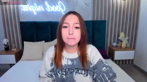 Snapshot of ketrinwhite chatting on 15, 11, 2025 KatrinaKetrin online show from 15, 11, 2025