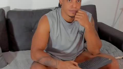 Snapshot of kevin_lance chatting on 11, 5, 2026 Kevin Lance online show from 11, 5, 2026