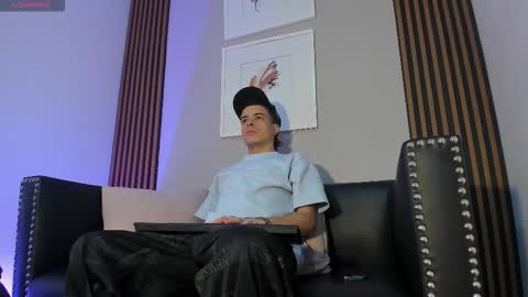 Sexy  Hot Kevin online show from 11, 11, 2025