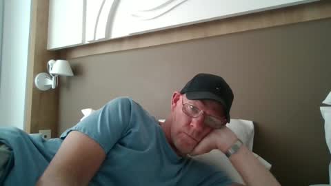 kevlooking4sez online show from 15, 6, 2026