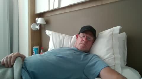 kevlooking4sez online show from 16, 6, 2026