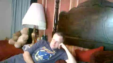 Snapshot of kevydaddyhubby2 chatting on 17, 11, 2025 kevydaddyhubby2 online show from 17, 11, 2025