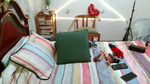 keyla_13 online show from 28, 9, 2025