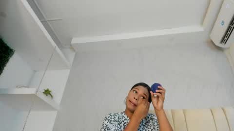 Snapshot of keyla_mejia chatting on 13, 5, 2026 Keyla online show from 13, 5, 2026