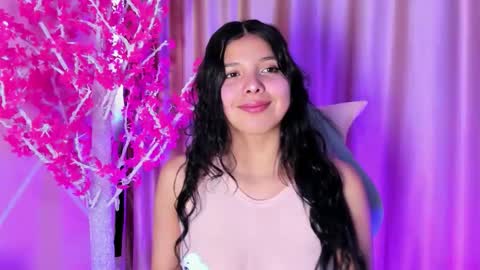 Keyla noa online show from 3, 10, 2025