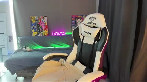 Keyli online show from 3, 10, 2025