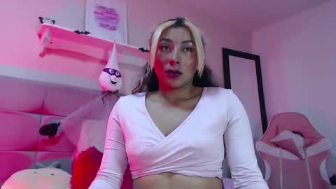 Snapshot of khaleesi_j chatting on 17, 10, 2025 khaleesi_j online show from 17, 10, 2025
