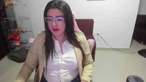 Khalifa Kasumi online show from 9, 11, 2025