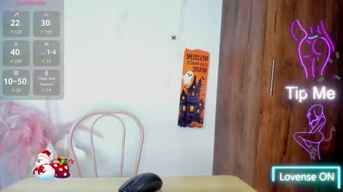 khate_smith online show from 2, 11, 2025