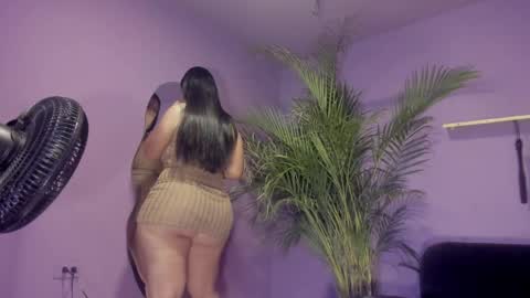 Snapshot of khaterine_hot_1 chatting on 2, 5, 2026 Kathe Hot online show from 2, 5, 2026