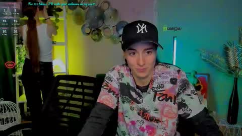 Snapshot of khloebeauty chatting on 7, 10, 2025 khloebeauty online show from 7, 10, 2025