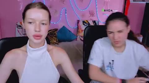 Snapshot of khloebeauty chatting on 1, 7, 2026 khloebeauty online show from 1, 7, 2026