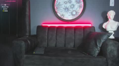 Snapshot of khriss_brown chatting on 12, 2, 2025 Khriss brown online show from 12, 2, 2025