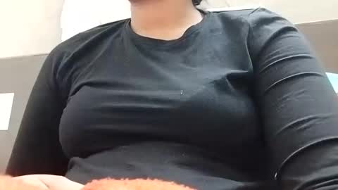 Snapshot of khushisinghh chatting on 18, 12, 2024 khushisinghh online show from 18, 12, 2024