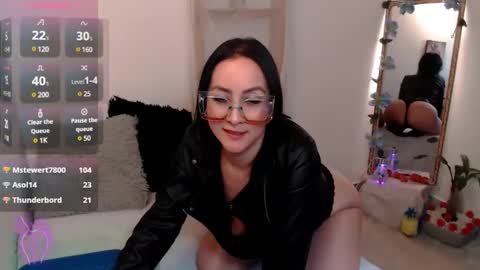 Kiara Bermont online show from 11, 3, 2025