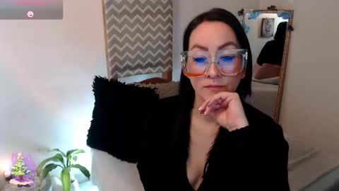 Kiara Bermont online show from 8, 1, 2026