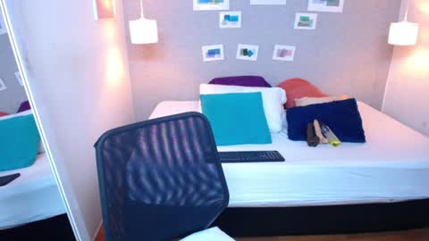 Kiara online show from 20, 12, 2024