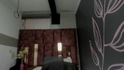 KIARA FOX online show from 10, 4, 2026