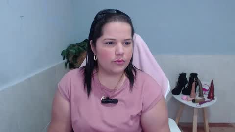 Kiara online show from 7, 1, 2025