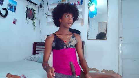 Snapshot of kiara_valentte_ chatting on 10, 10, 2025 kiara_valentte_ online show from 10, 10, 2025