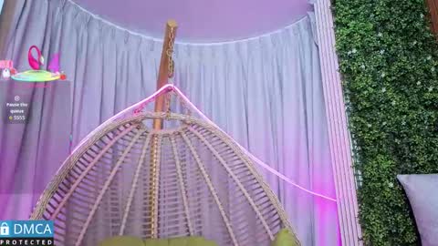 Kiara Zahiri online show from 11, 10, 2025