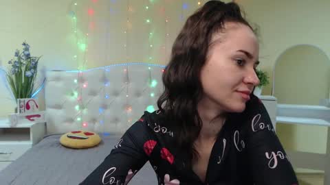 Snapshot of kiaracriegs chatting on 20, 1, 2025 Kara online show from 20, 1, 2025