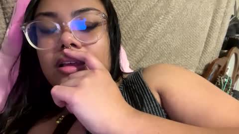 kiaradanielaxx online show from 8, 10, 2025