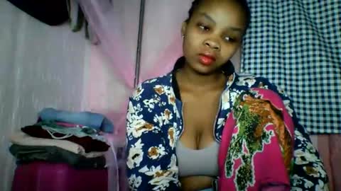 Snapshot of kiarah_69 chatting on 8, 6, 2026 kiarah 69 online show from 8, 6, 2026