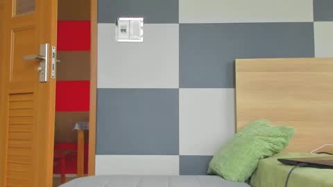 KIERA 31 online show from 10, 1, 2025