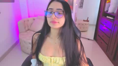 kiim__samanta online show from 10, 11, 2025