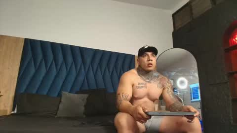 Snapshot of kiing_magic chatting on 1, 3, 2026 kiing magic online show from 1, 3, 2026