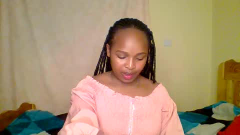 Snapshot of kiki_beby chatting on 5, 5, 2026 Angela online show from 5, 5, 2026