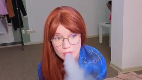 kiki_blue_eyes online show from 25, 11, 2025