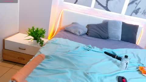 Snapshot of kiki_krash chatting on 11, 5, 2026 Kiki online show from 11, 5, 2026