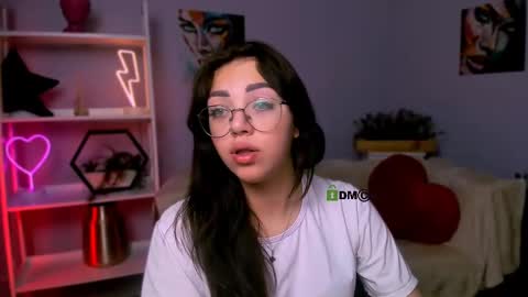 kiki_swan online show from 10, 3, 2025