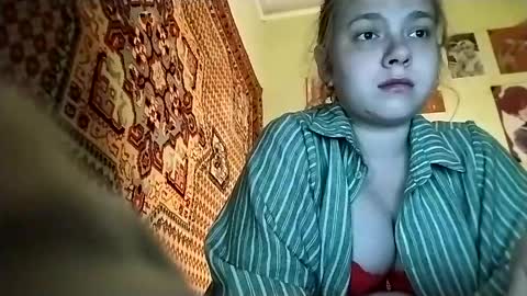 kikibang_ online show from 29, 4, 2026