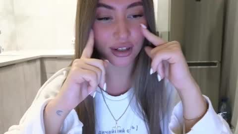 EvaAnna online show from 24, 2, 2025