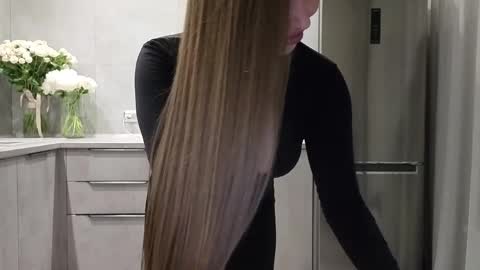 Snapshot of killer__girls chatting on 23, 5, 2026 EvaAnna online show from 23, 5, 2026