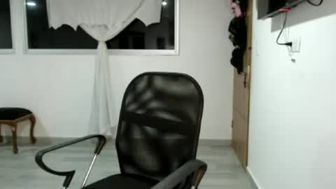 Snapshot of killey_saintss chatting on 25, 6, 2026 Killey online show from 25, 6, 2026