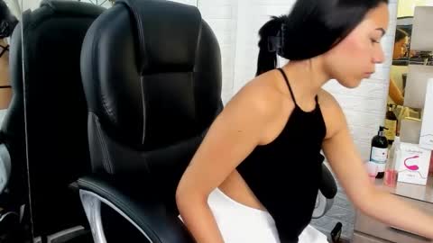 cherry  online show from 4, 2, 2026