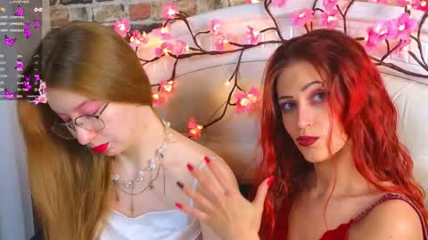 CatherineBarkJamieWallace online show from 4, 12, 2025