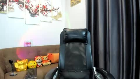 Kim online show from 13, 4, 2026